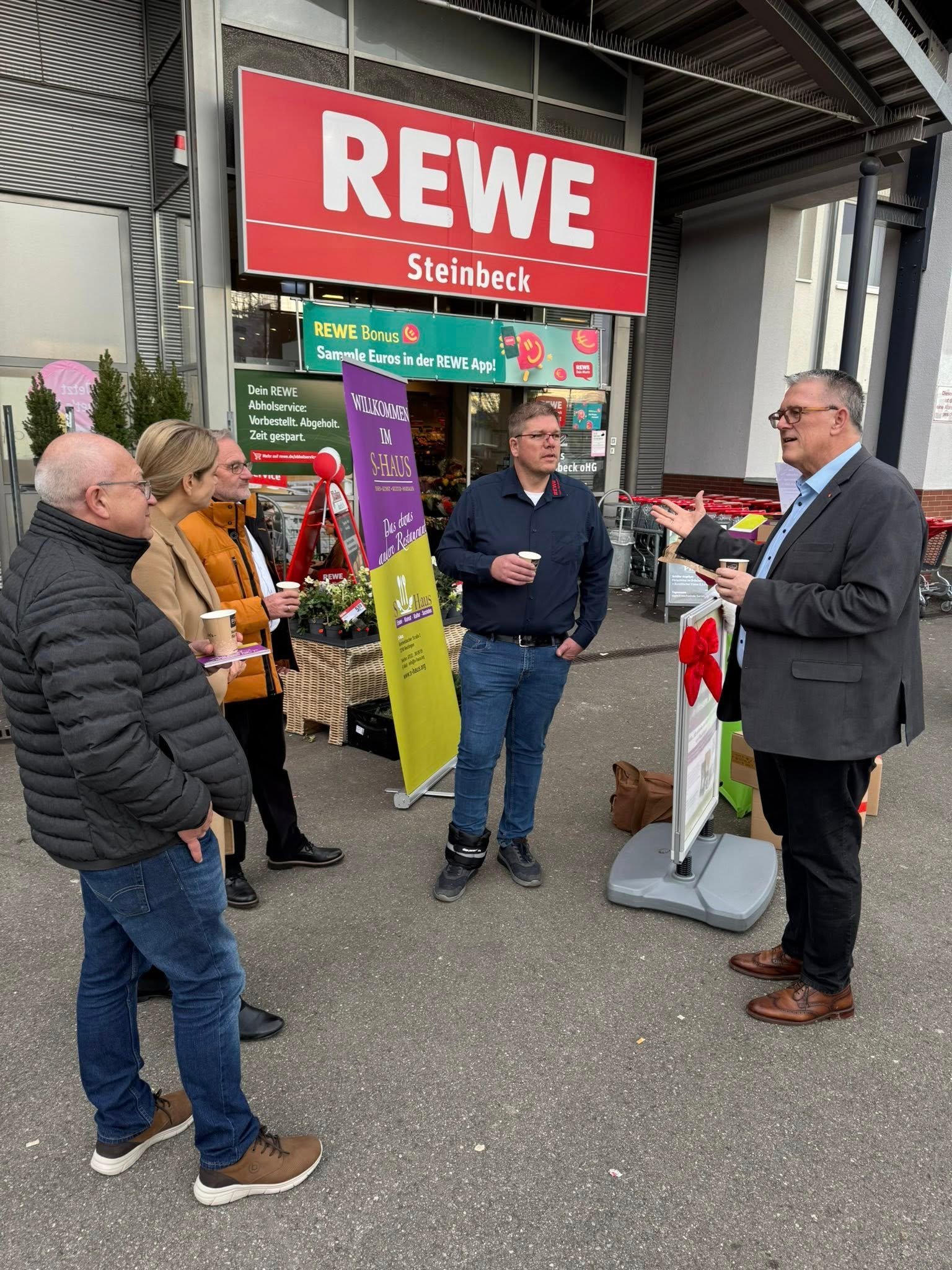 REWE in deiner Nähe – Gemeinschaft